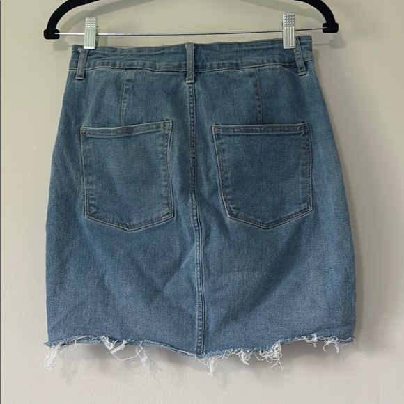 H&M Denim Blue Skirt - Picture 2 of 5